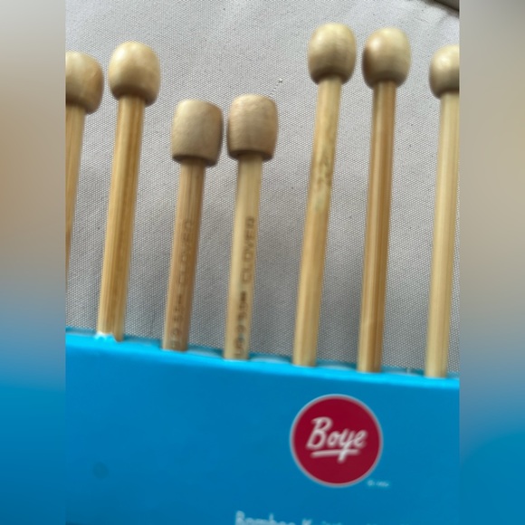 Boye Bamboo Knitting Needles Set - Natural Tan - Partial Set - Picture 1 of 3